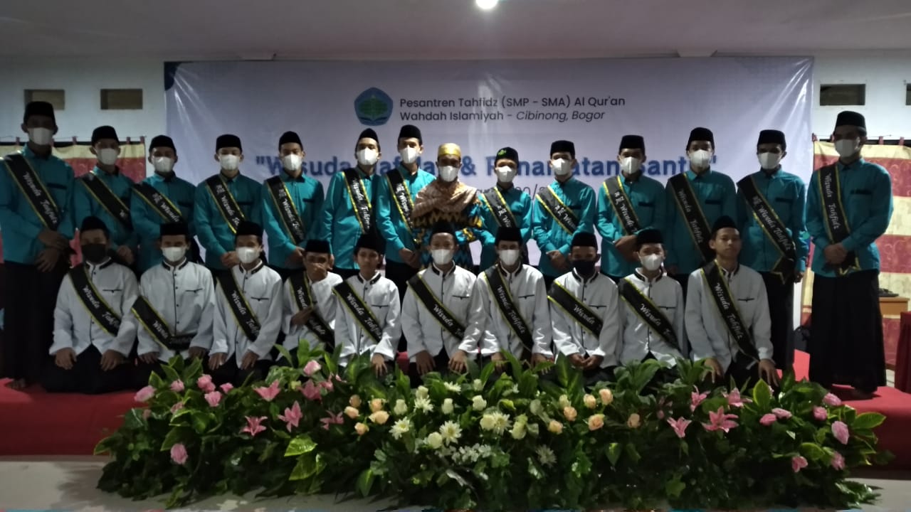 Pesantren Tahfidz Wahdah Islamiyah Cibinong Selenggarakan Wisuda Hafiz